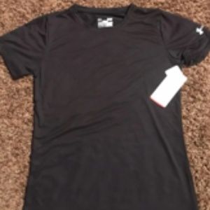NWT Under Armour T-Shirt